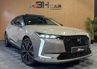 300 1.6 225H 180 PHEV HYBRID 13.2KWH PERFORMANCE LINE PLUS EAT B 2022 occasion 78410 Aubergenville