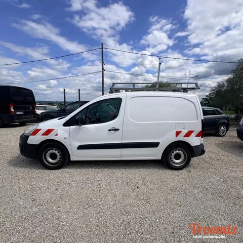 Berlingo GENERATION-II FOURGON 1.5 BLUEHDI 75 L1 M PRO PACK PREMIUM 2017 occasion 78490 Galluis