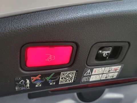 Classe A 2.0 220 D 197 CV HYBRID AMG LINE 9G-TRONIC 2024 occasion 78970 MEZIERES SUR SEINE