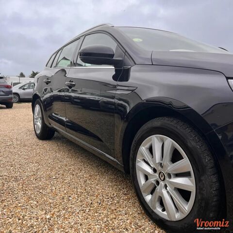 M&eacute;gane 2022 occasion 41500 Mer