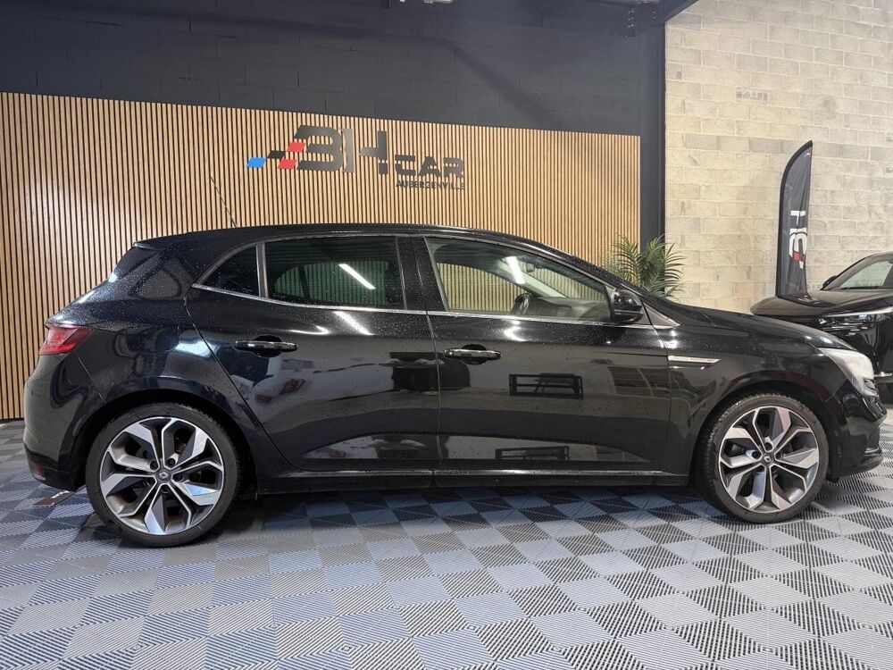 M&eacute;gane 1.2 TCE 130 ENERGY AKAJU EDC BVA 2018 occasion 78410 Aubergenville