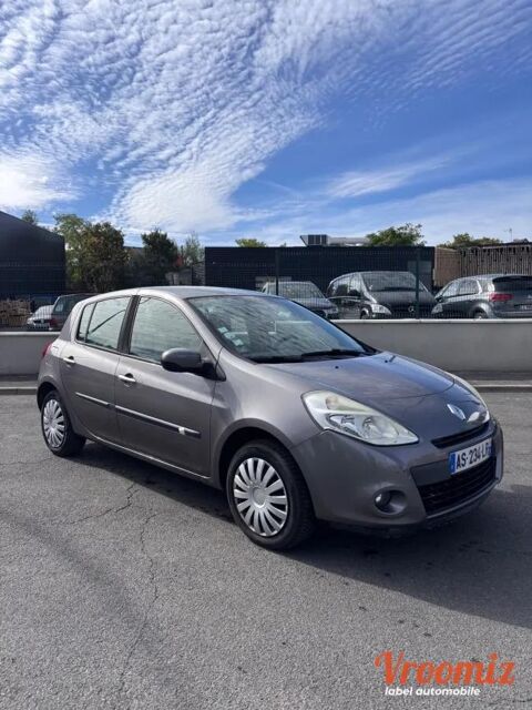 Clio 1.5 DCI 70 EXPRESSION CLIM 2010 occasion 78500 SARTROUVILLE
