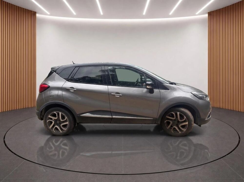 Captur 1.5 DCI 110 ECO ENERGY HELLY HANSEN START-STOP 2015 occasion 13150 Saint-Pierre-de-M&eacute;zoargues