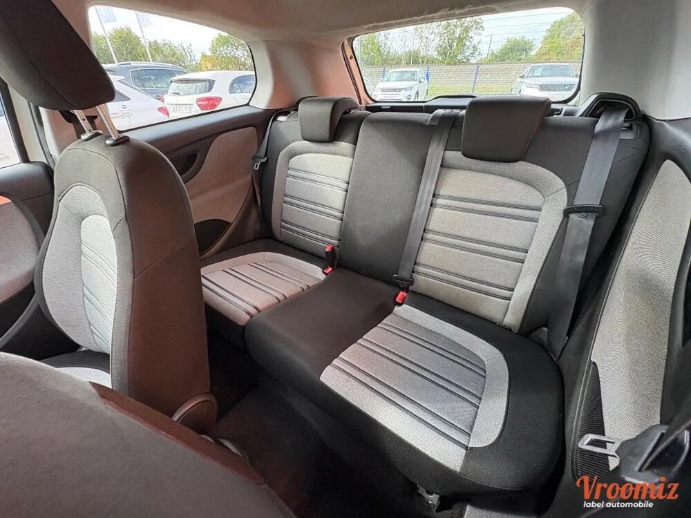 Punto 1.2 70 DYNAMIC 1ERE MAIN 2011 occasion 10120 SAINT ANDR&Eacute; LES VERGERS