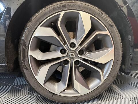 M&eacute;gane 1.2 TCE 130 ENERGY AKAJU EDC BVA 2018 occasion 78410 Aubergenville
