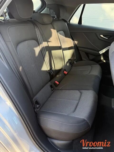 Q2 1.4 TFSI COD 150 BUSINESS LINE S-TRONIC BVA 2017 occasion 94520 P&eacute;rigny