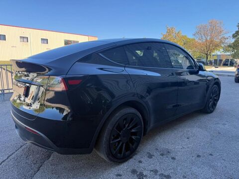 Model Y ELECTRIC 515 211PPM 75KWH GRANDE-AUTONOMIE LAUNCH EDITION DU 2024 occasion 69800 Saint-Priest