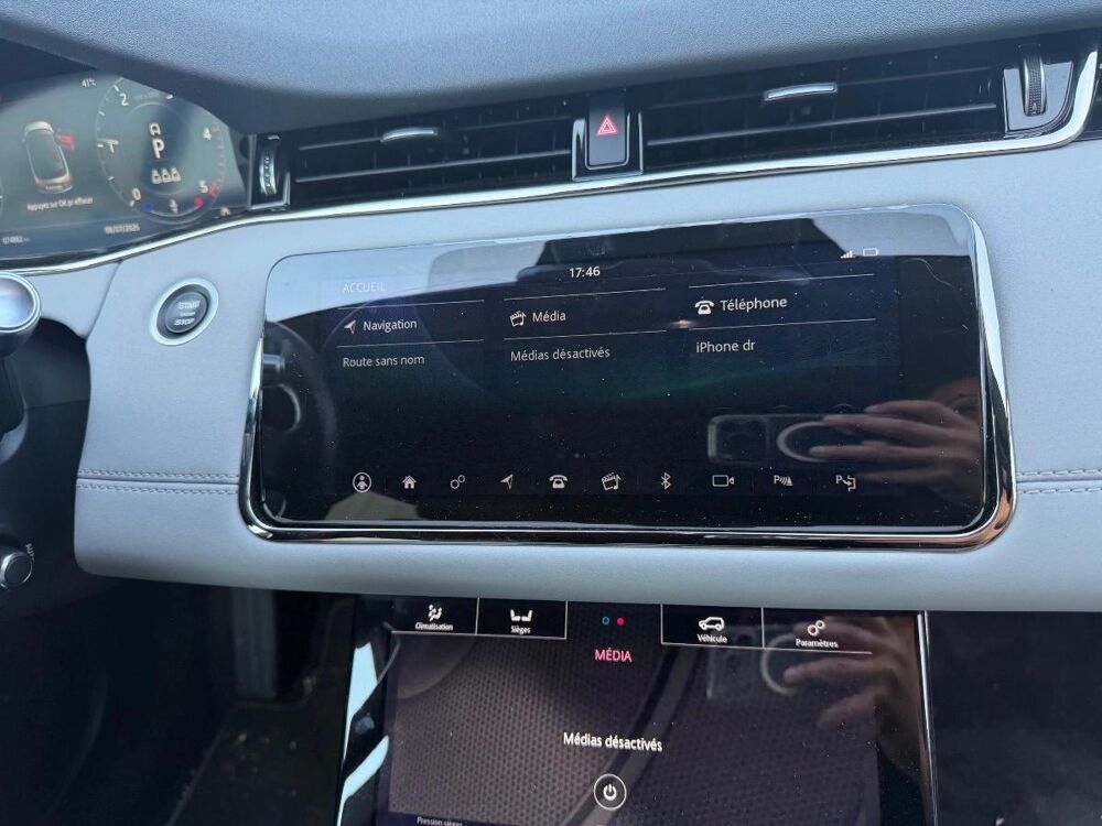 Range Rover Evoque 2.0 D180 180 HYBRID MHEV R-DYNAMIC 4WD BVA 2019 occasion 45560 Saint Denis en Val