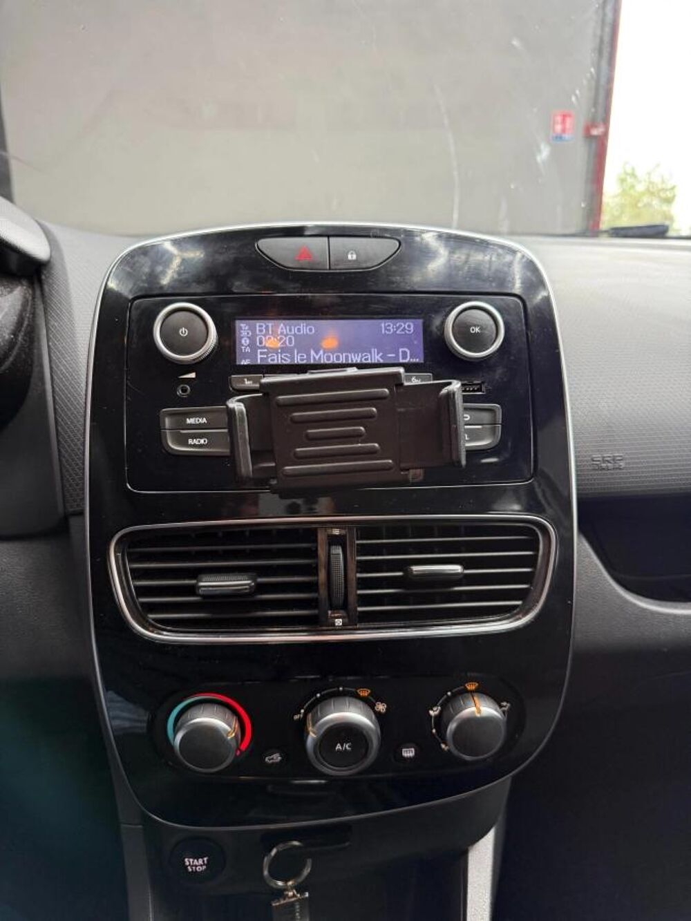 Clio 1.2 75 TREND 2017 occasion 43000 Le Puy-en-Velay