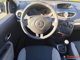 Clio 1.2 75 EXPRESSION CLIM 2011 occasion 86130 Saint Georges les Baillargeaux