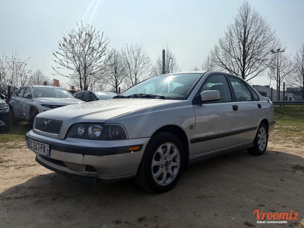 S40 1.9 D 95 MILLENIUM 2000 occasion 95610 &Eacute;ragny