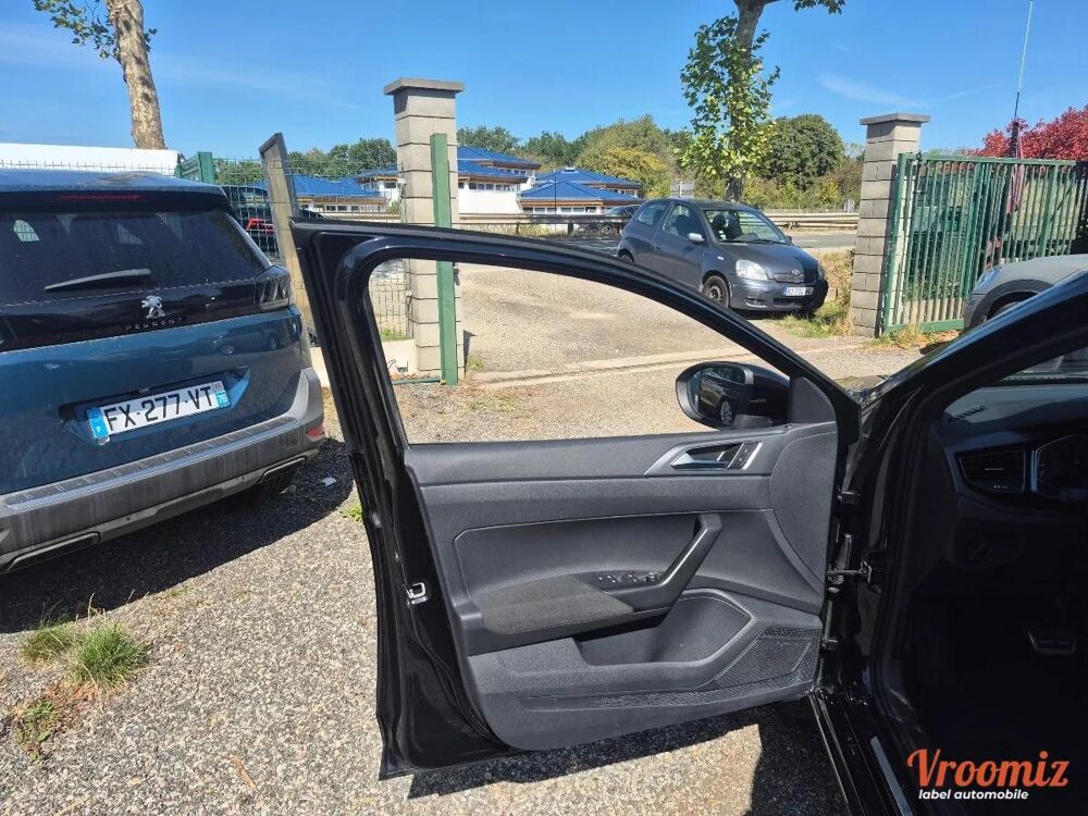 Taigo 1.0 TSI 110 R-LINE DSG BVA 2022 occasion 78690 LES ESSARTS-LE-ROI