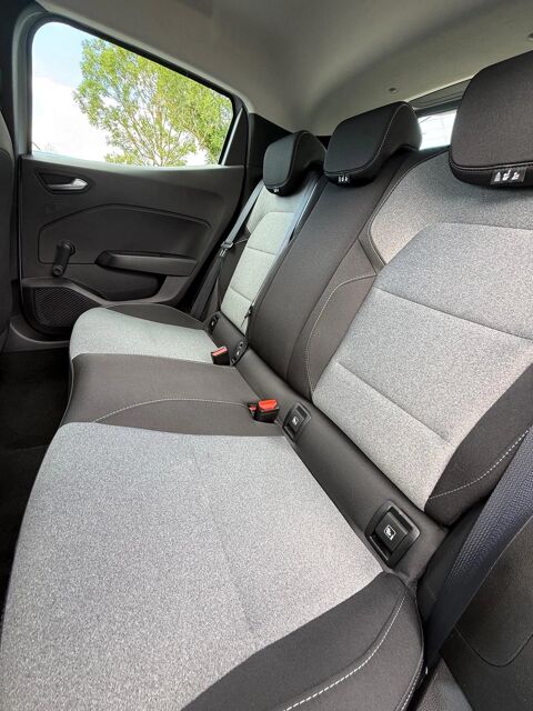 Clio 2024 occasion 45560 Saint-Denis-en-Val