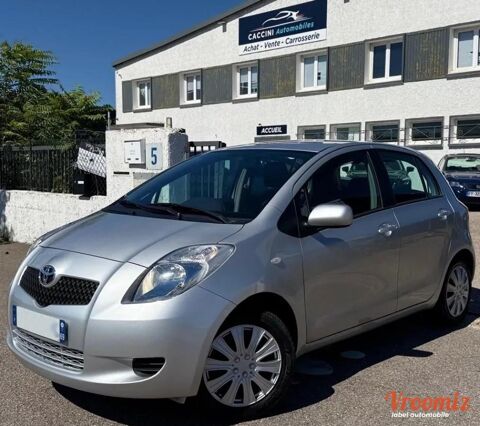 Toyota yaris II 1.0 VVT-I 70 CH LUNA â 31 700 KM â