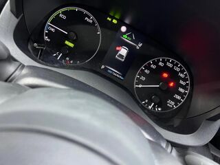 Yaris 1.5 114H 90 HYBRID FULL-HYBRID 0.8KWH DYNAMIC BUSINESS STAGE 2022 occasion 51350 CORMONTREUIL