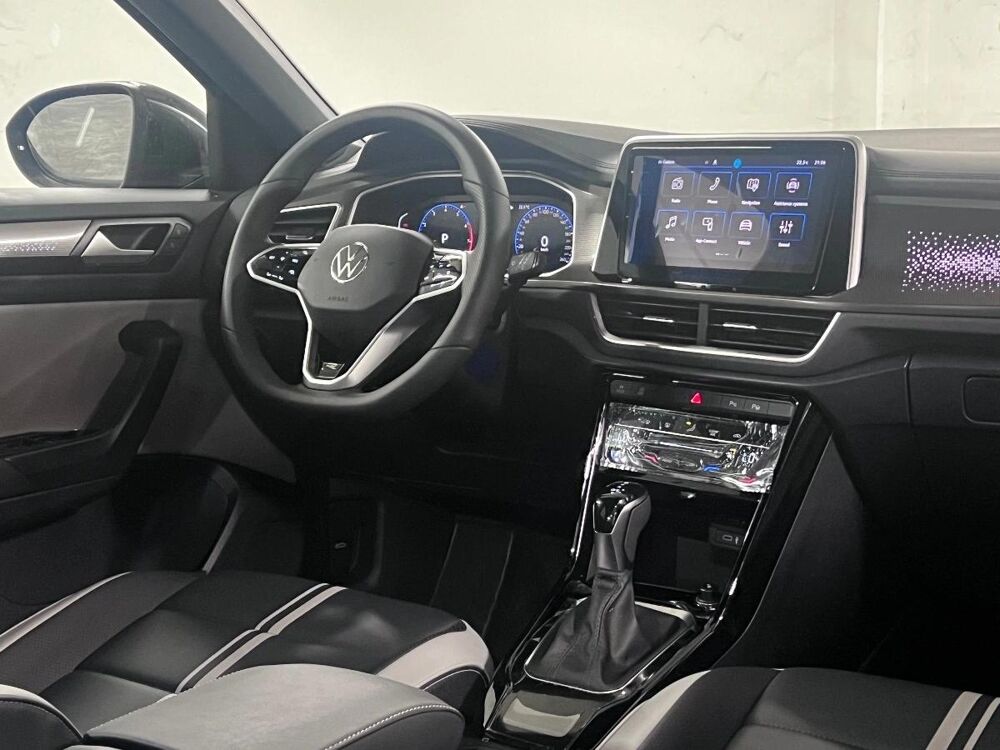 T-ROC STARLIGHT R-LINE 1.5 TSI 160 2026 occasion 94400 VITRY-SUR-SEINE