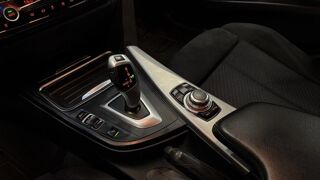 S&eacute;rie 3 Touring 318d 143ch M Sport / SUIVI BMW 2014 occasion 91380 Chilly-Mazarin