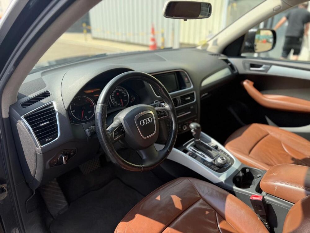 Q5 3.0 TDI 240 AMBITION LUXE QUATTRO S-TRONIC BVA 2009 occasion 78630 Orgeval