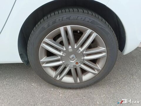 Clio 1.2 TCE 105 EVOLUTION 2011 occasion 67500 Haguenau