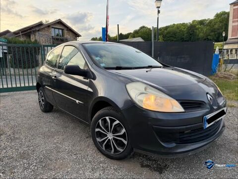 Clio 1.4 100 EXPRESSION 2006 occasion 95420 MAGNY EN VEXIN