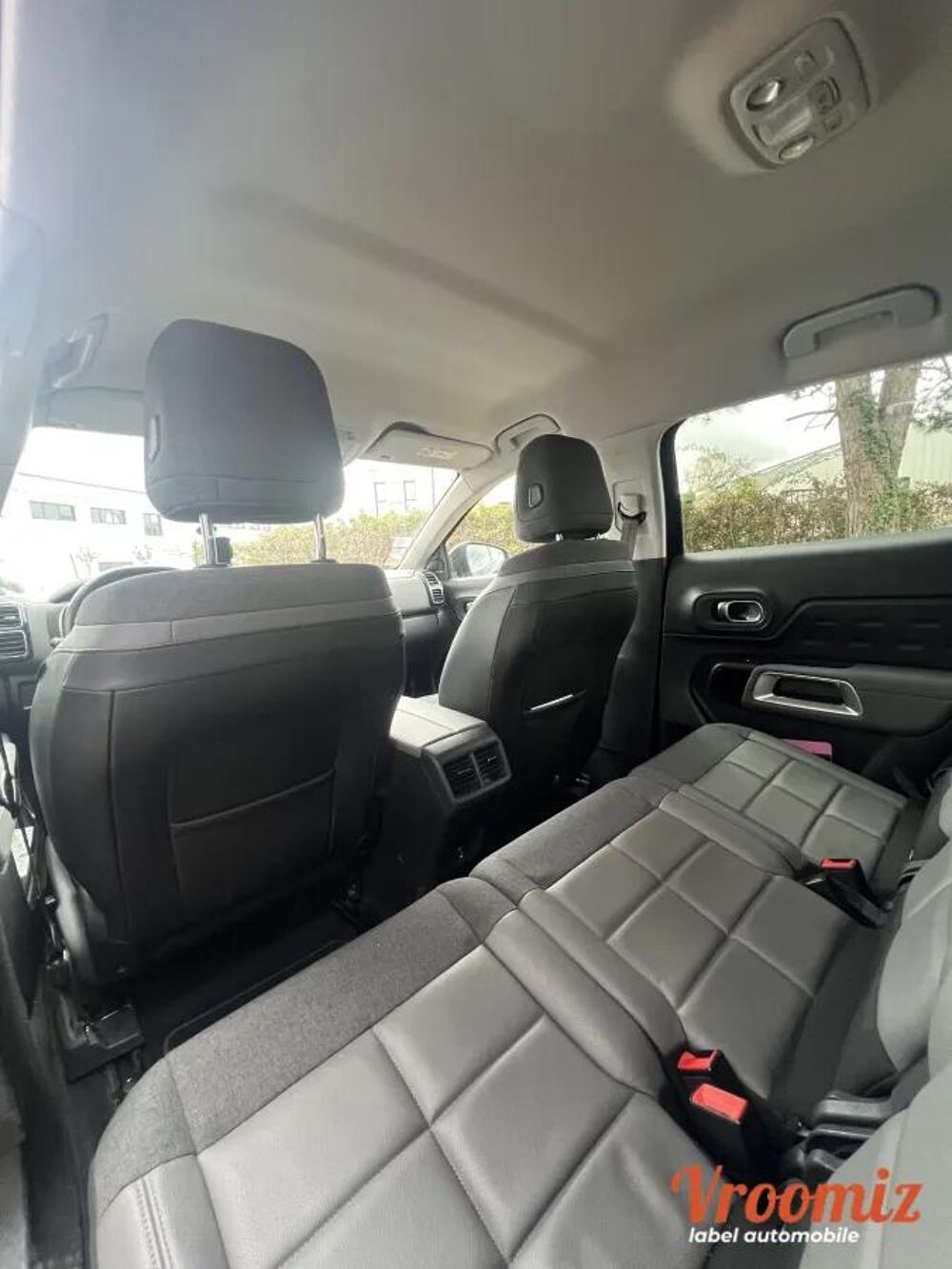 C5 aircross 1.6 PURETECH 180 FEEL EAT BVA START-STOP 2019 occasion 94520 P&eacute;rigny