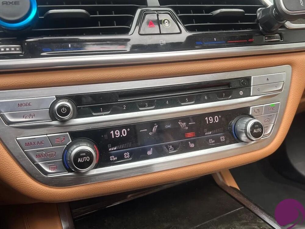 S&eacute;rie 7 750 XI 750 i xDrive M Sport 2015 occasion 59169 F&eacute;rin