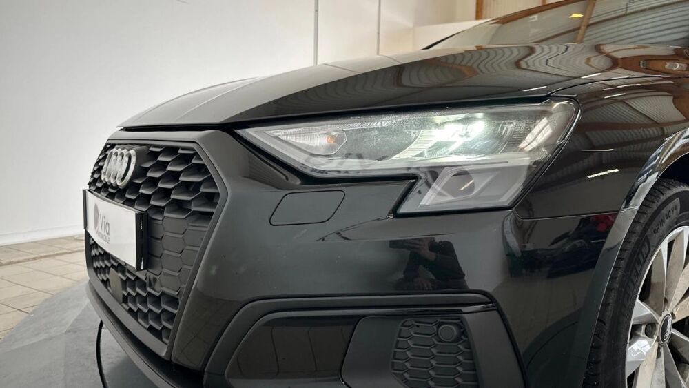 A3 SPORTBACK 1.5 35 TFSI COD 150 BUSINESS LINE S-TRONIC BVA 2020 occasion 17600 Saujon