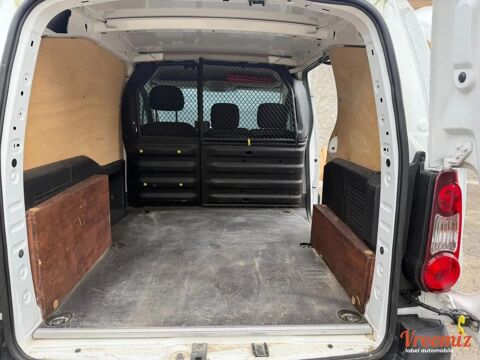 Berlingo GENERATION-II FOURGON 1.6 BLUEHDI 100 20L1 BUSINESS START-ST 2018 occasion 45800 Saint-Jean-De-Braye