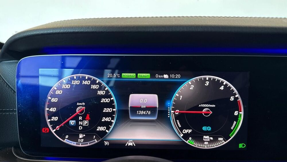 Classe E BREAK 2.0 300 DE 313H 195 PHEV HYBRID 25.4KWH AMG LINE 4MATI 2020 occasion 17600 Saujon
