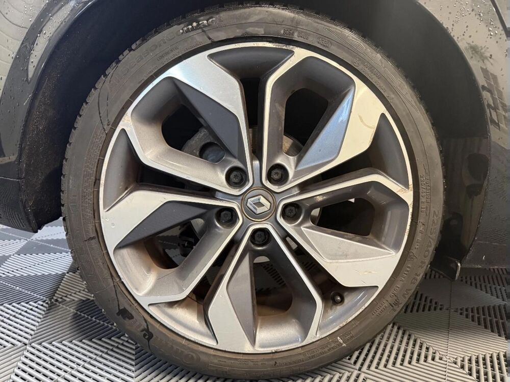 M&eacute;gane 1.2 TCE 130 ENERGY AKAJU EDC BVA 2018 occasion 78410 Aubergenville