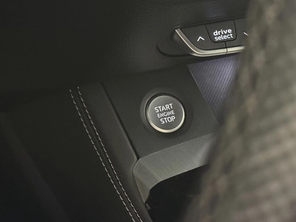 Q5 2.0 55 TFSIE 367H 250 HYBRID PHEV S-LINE PLUS QUATTRO S-TRON 2023 occasion 37550 SAINT AVERTIN