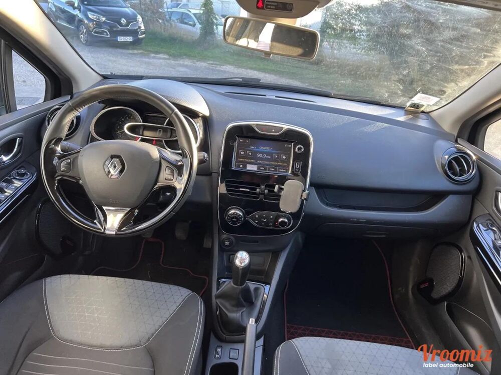 Clio 0.9 TCE 90 ENERGY GRAPHITE 2013 occasion 94520 P&eacute;rigny
