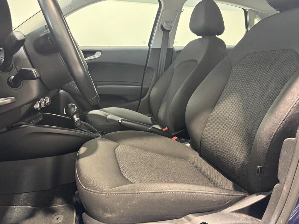 A1 SPORTBACK 1.4 TDI 90 AMBIENTE S-TRONIC BVA 2018 occasion 59494 Petite-For&ecirc;t