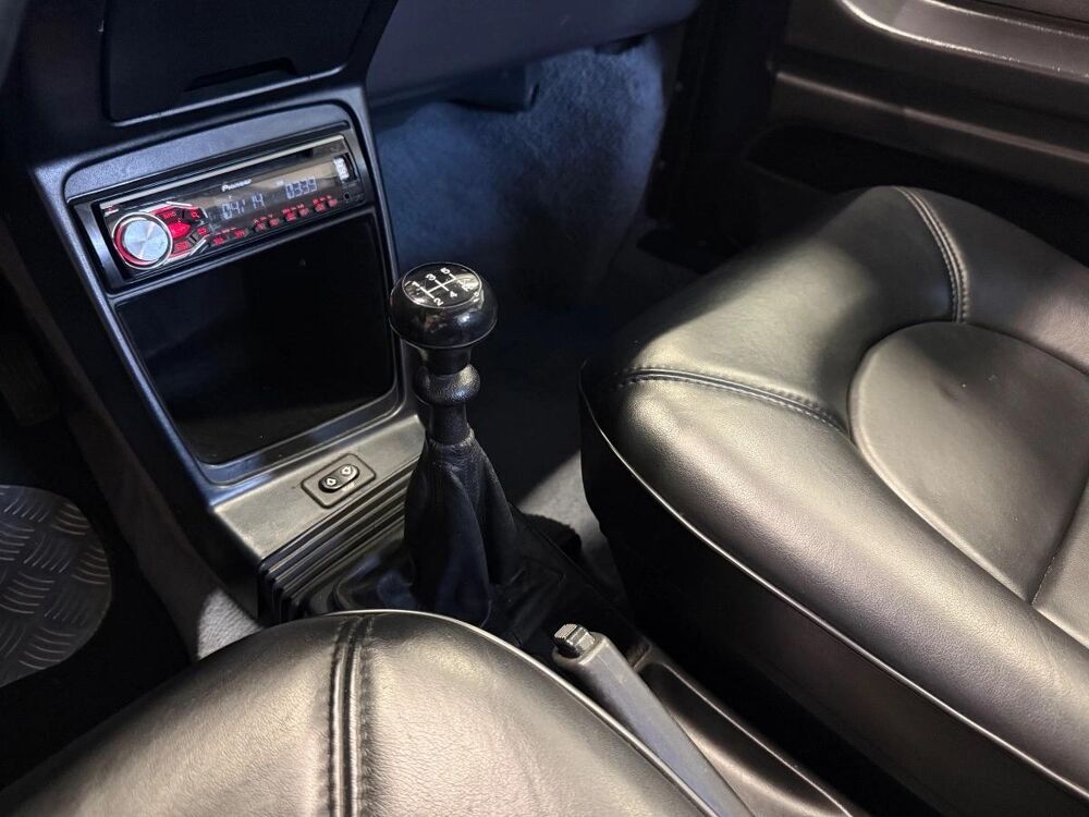 900 2.0 Turbo 16 S 175 ch 1989 occasion 78410 Aubergenville