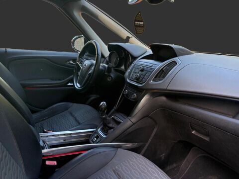 Zafira 1.6 CDTI 135 COSMO 2014 occasion 13150 Saint-Pierre-de-M&eacute;zoargues