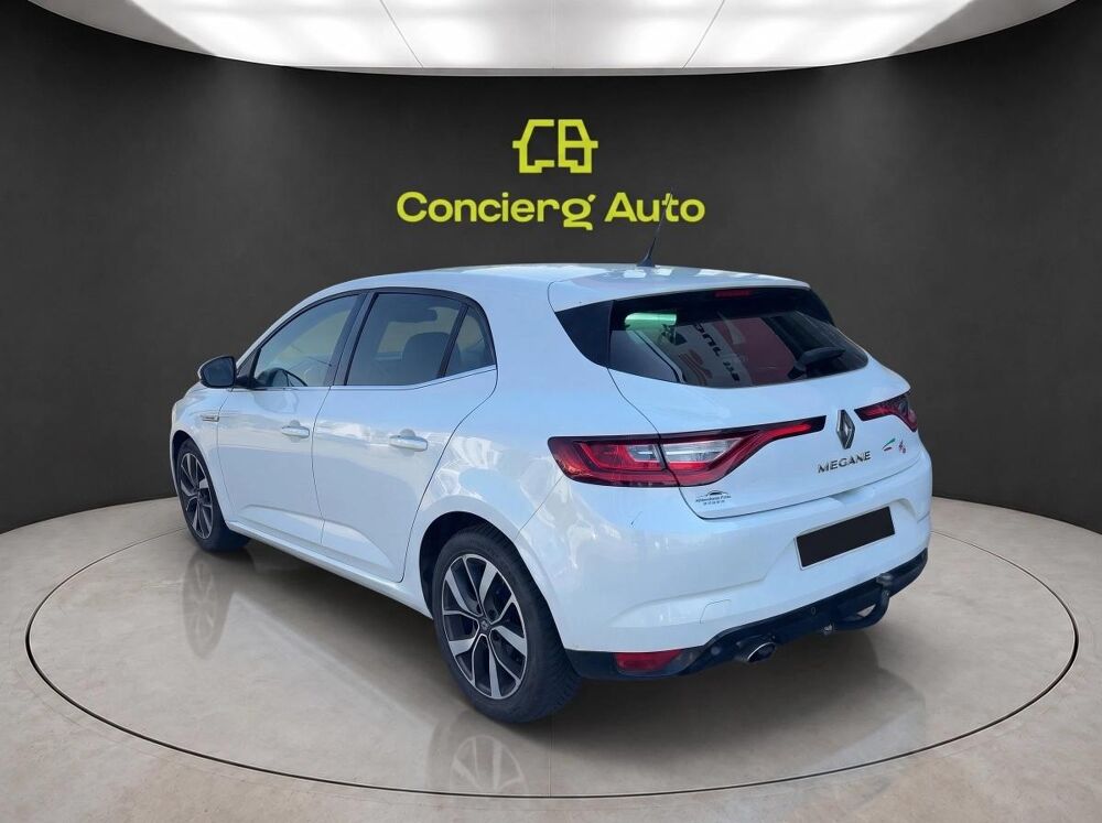 M&eacute;gane 1.2 TCE 130 ENERGY BOSE 2017 occasion 69700 Givors
