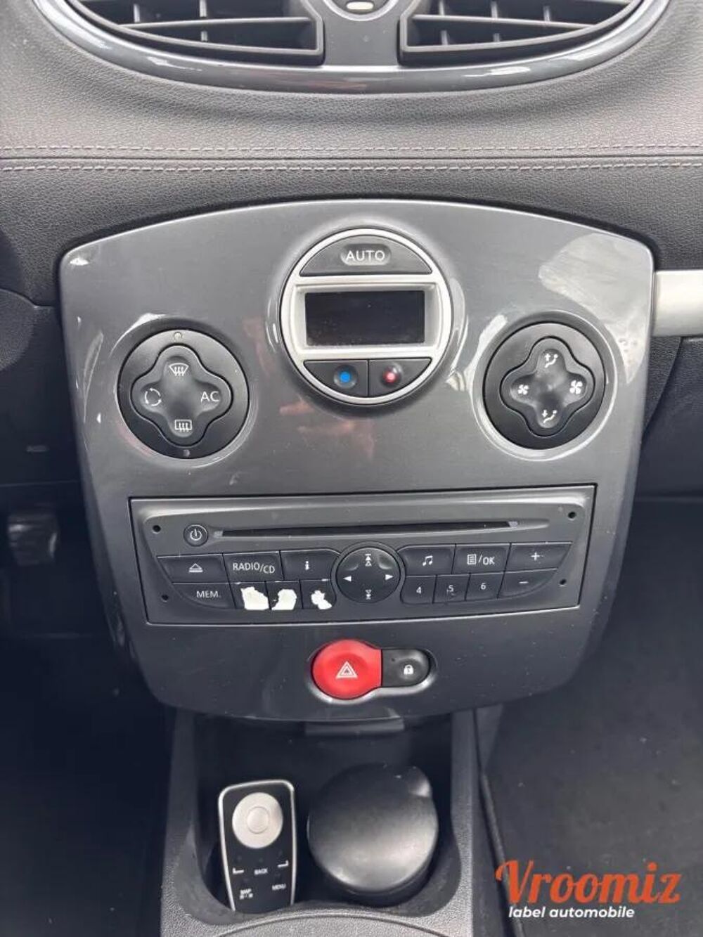 Clio 1.5 DCI 90 20EME ANNIVERSAIRE 2011 occasion 78500 SARTROUVILLE