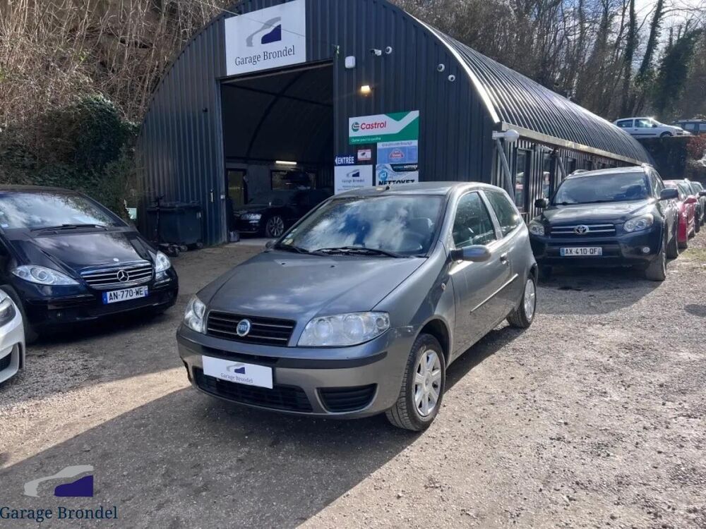 Punto 2005 occasion 69580 Sathonay-Camp