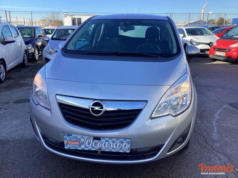 Car - Bus Car - Bus 2011 occasion Calais 62100