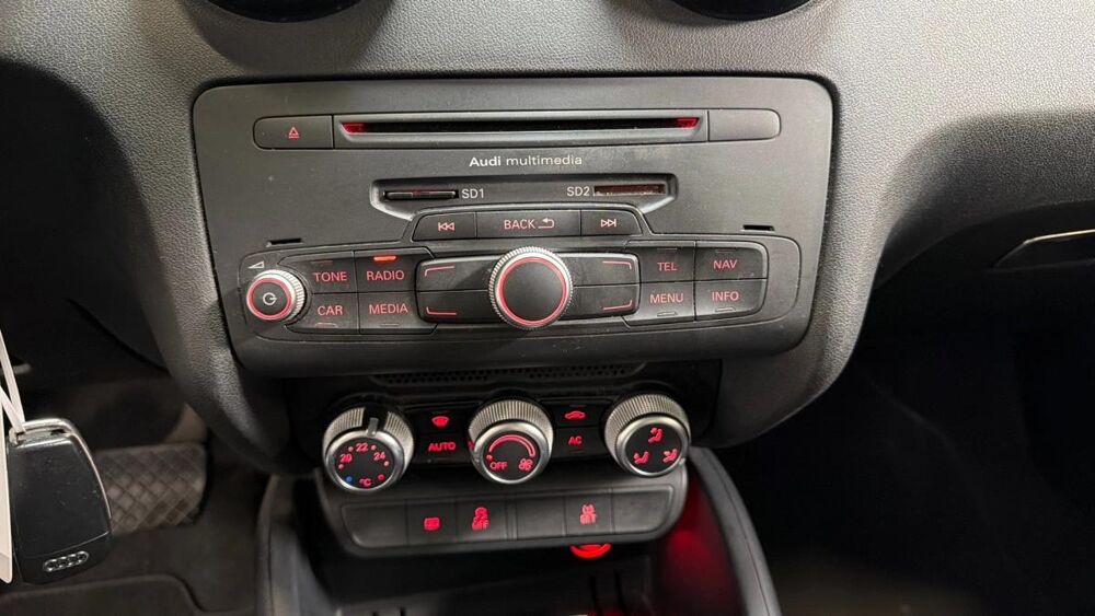 A1 1.6 TDI 90ch FAP Ambition S tronic 7 / TOIT OUVRANT 2012 occasion 91380 Chilly-Mazarin