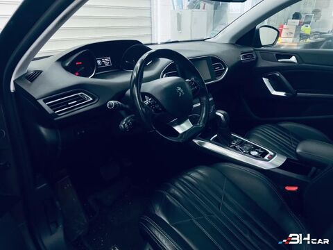 308 GENERATION-II 1.2 E-THP 130 FELINE 2015 occasion 33600 Pessac