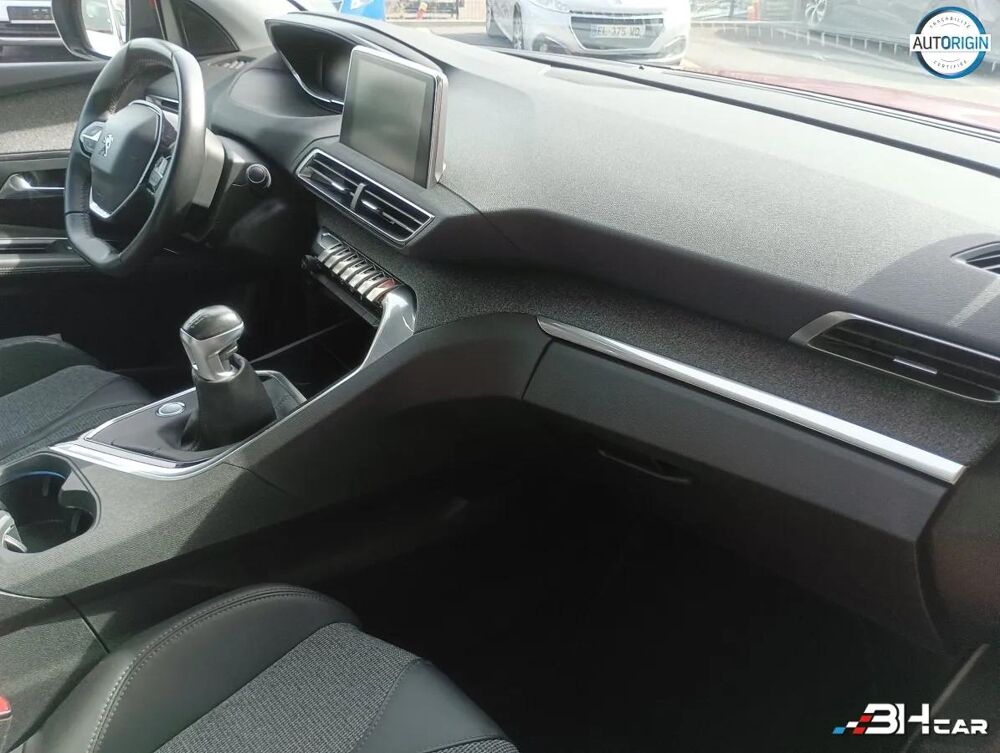 3008 GENERATION-II 1.2 PURETECH 130 ALLURE 2016 occasion 67500 Haguenau