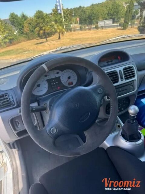 Clio 2001 occasion 49570 Montjean-sur-Loire