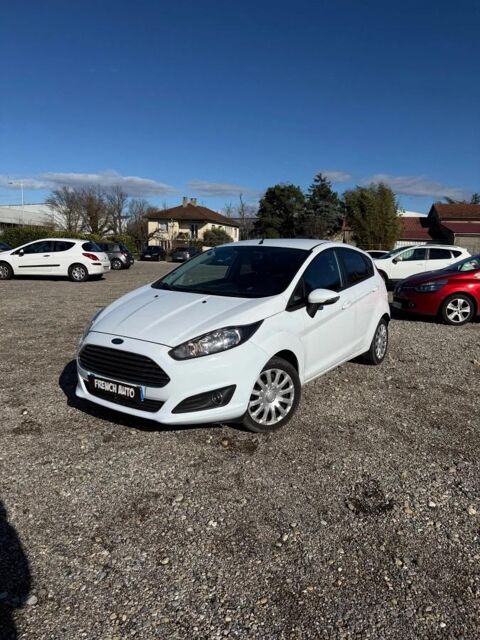 Ford fiesta 1.2 80 TREND / distribution changee / Cr