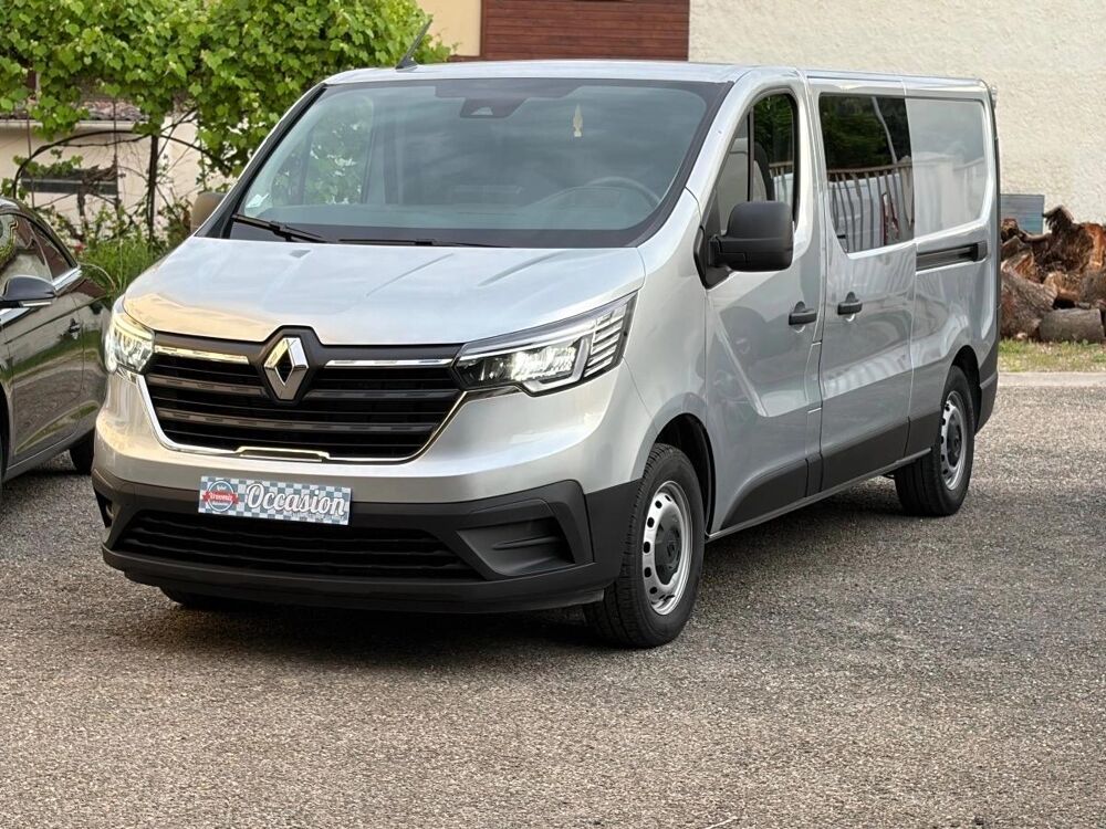 Trafic COMBI 2.0 DCI 150 L2 ENERGY ZEN START-STOP 2022 occasion 69003 LYON