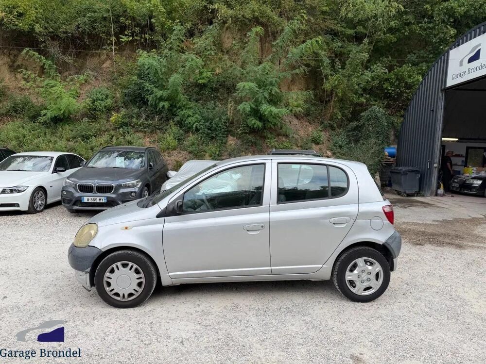 Yaris 2002 occasion 69580 Sathonay-Camp