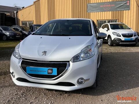 Peugeot 208 1.6L HDI 92CH / Finition Style / sans Ad