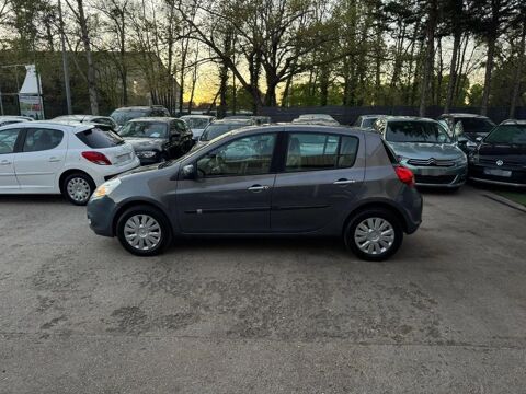 Clio 1.2 75 AUTHENTIQUE 2009 occasion 91210 DRAVEIL