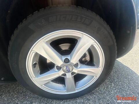 V40 1.6 D2 115 EFFEKTIV LINE MOMENTUM POWERSHIFT BVA START-STOP 2015 occasion 69150 D&eacute;cines-Charpieu