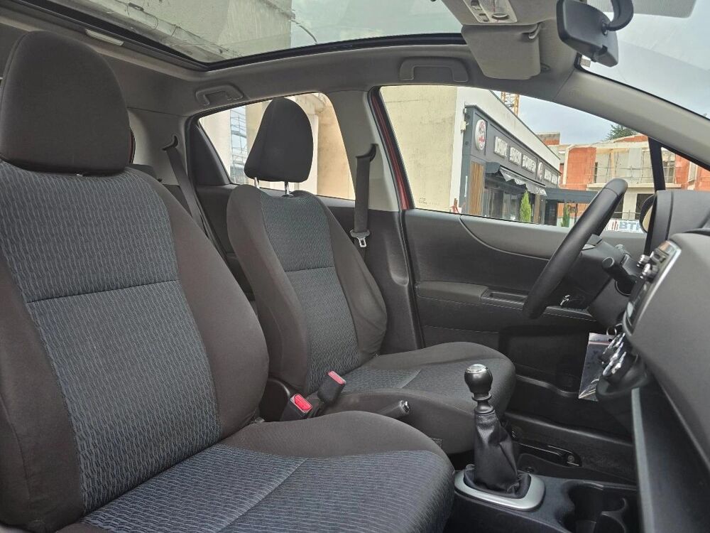 Yaris 1.3 VVTI 100 LOUNGE START-STOP 2012 occasion 45140 SAINT JEAN DE LA RUELLE